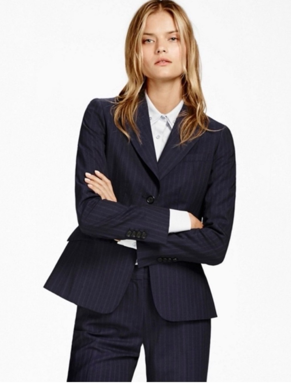 Brooks Brothers Milano Fit Navy Pinstripe Blazer - 4P - Woven in Italy